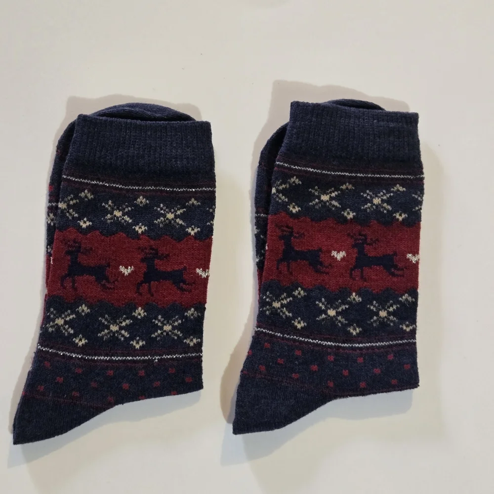 🍒🍒 Cozy Reindeer Patterned Knitted Mid Tube Socks